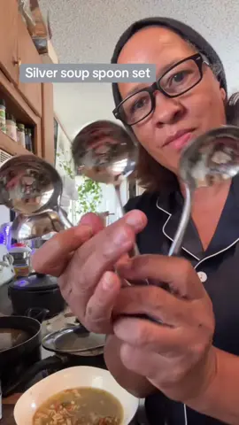 Arel's thickened silver soup spoons combined durability with dining elegance. The mirror polish surface resist scratches while elevating your table settings. Certified safe for sensitive households and built to withstand daily use in home kitchens or commercial kitchens alike. #silverware #tablewear #viral #fyp #blackfriday 