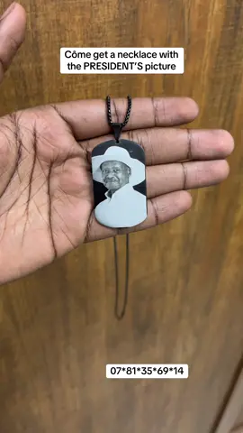 Côme get a necklace with any pic of your choice@Yoweri Kaguta Museveni #fyp #necklaces #customized 