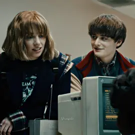 I LOVE THEM! #strangerthings #strangerthingss5 #robinbuckley #willbyers #fyp  scp: babyscenes  cc: josphsfilms 