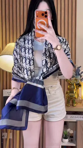 ผ้าคลุมไหล่สวยๆ🥰🤍🦋#ผ้าคลุมไหล่แฟชั่น #ผ้าคลุมไหล่แฟชั่น #ครีเอเตอร์tiktokshop #เทรนด์วันนี้tiktok 