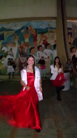 EL INSTANTE DEL AMOR🥹❤️‍🩹 Una marcial que me da mucho sentimiento, por la persona que tanto ama está marcial de la banda y no logro graduarse💔. Tal vez en otra vida si pudimos terminar bachillerato juntos 🥹. #inframen🦂 #paratiiiiiiiiiiiiiiiiiiiiiiiiiiiiiii #promo25🎓✨️ 