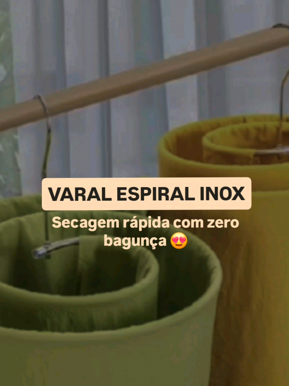 Chega de falta de espaço! O varal espiral inox é compacto, moderno e facilita sua rotina na lavanderia. 😍 👉🏼 link dos produtos no IG  #varal #compacto #lavanderia #shopee 