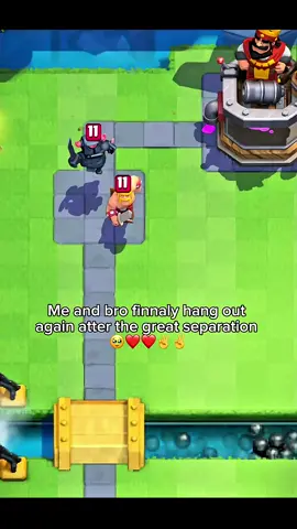 POV you and bro hung out after the great separation 😮‍💨 #clashroyale #zyxbca #clashroyalememes #relateble #fyp 