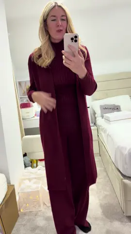 outfit of the day 3 piece outfit trousers top and long cardigan gorgeous winter fashion in burgundy  #womenswear #winterfashion #tiktokmademebuyit 