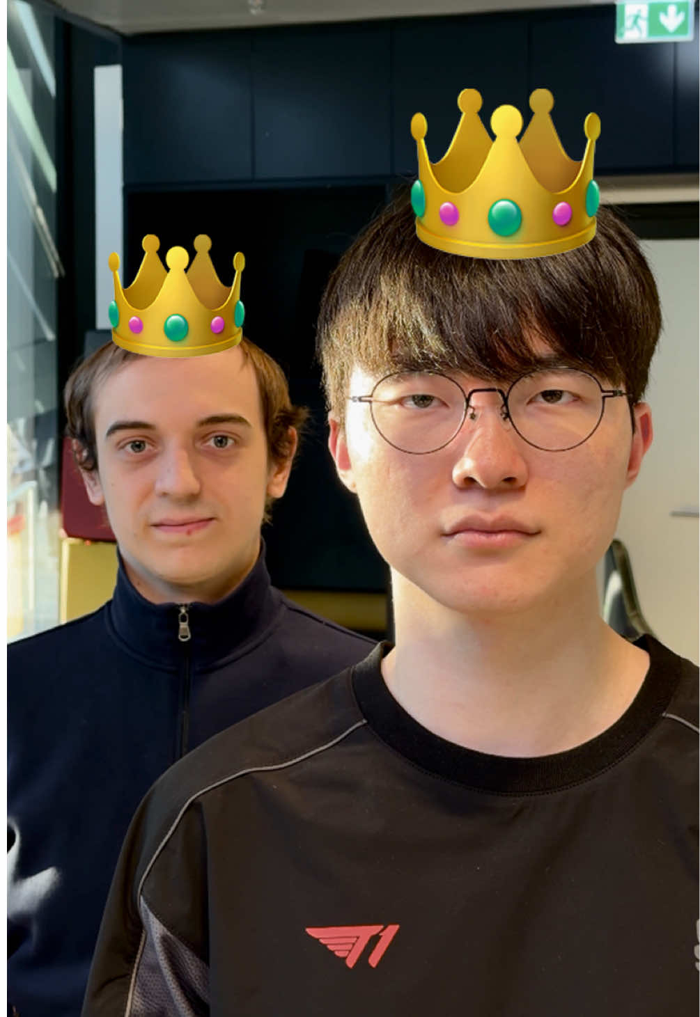 🐐 stare #lolesports #faker #caps #leagueoflegends 