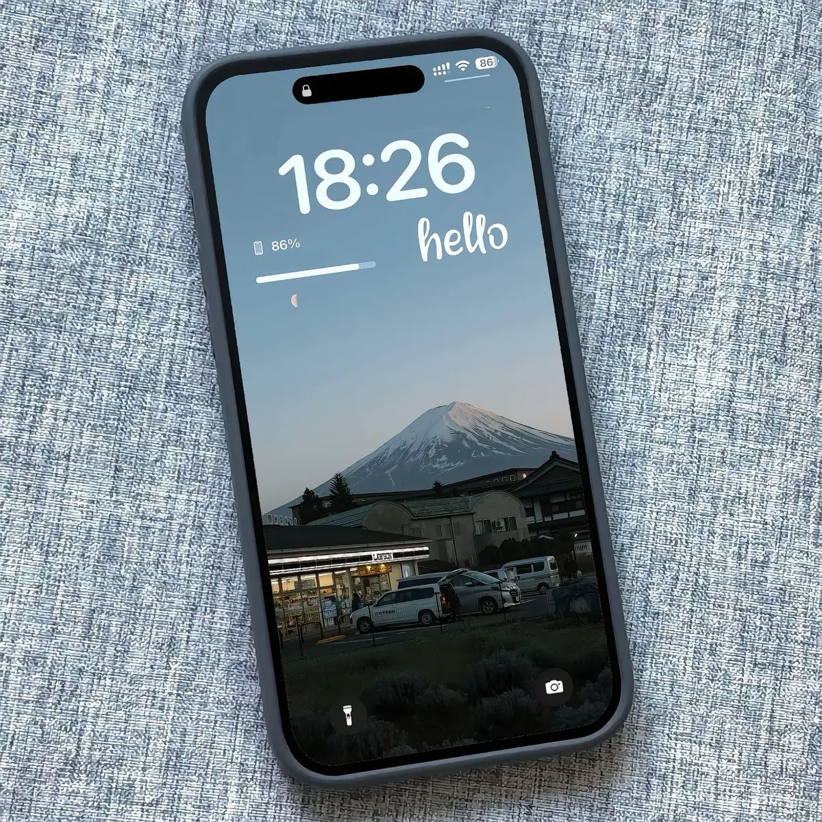 Wallpaper for u! #fyp #tiktok #4kwallpaper #8k #chillvibes 