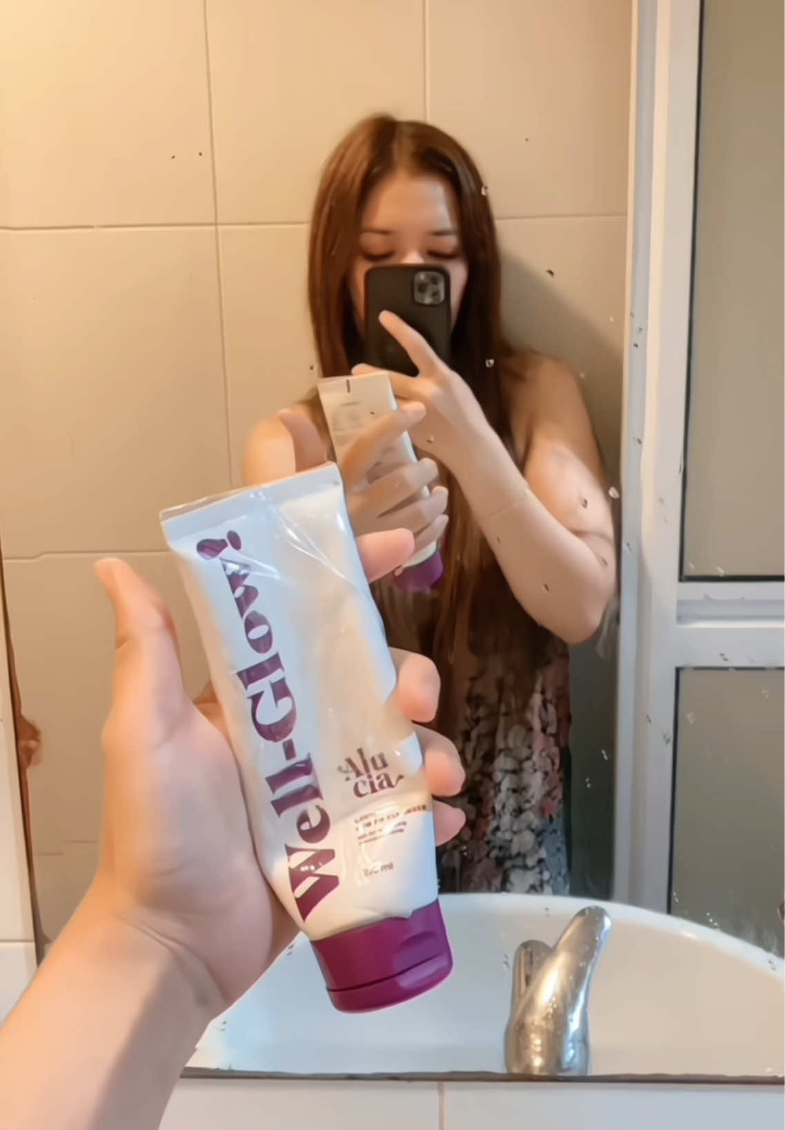 Jangan takut buat cobain, bagus banget asli ! #aluciafacialwash #alucia #facialwash #facialglow #GlowUp 