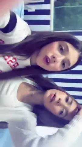 Com minha amiga Lindaa! Eu amoo💞@Lara caruso 