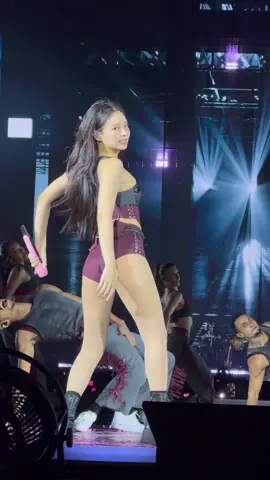 fancam 4dddd in singapore #jisoo #jennie #rosé #lisa #deadlineinsingaporeday1 