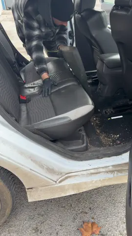 Cleaning a very dirty sports car ☕️ #CleanTok #cleancar #detailing #satisfyingvideos #carwash 