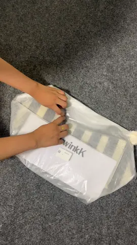 Tote bag cocok dibawa kemana mana😍 #owinkkbag #taswanita #tas #fyp 