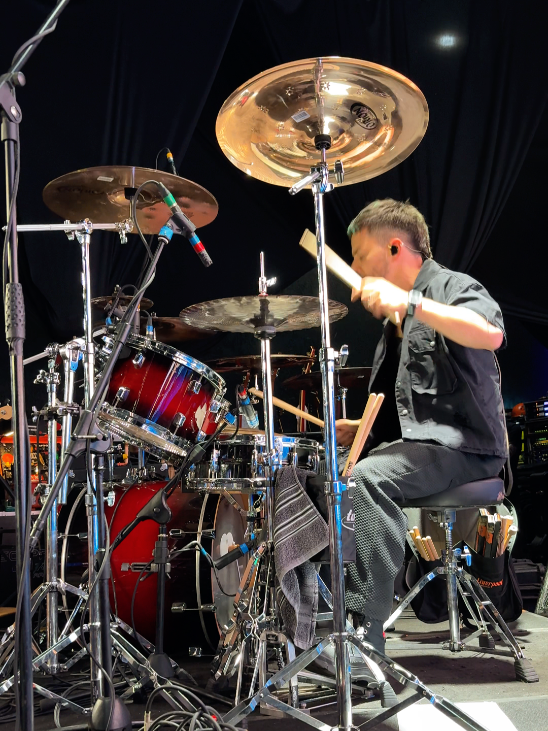 Patfest foi lindo, obrigado pelo convite e por todos que compareceram! sempre bom dividir o palco com outros gigantes da música, ainda mais por uma boa causa 😁