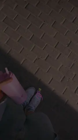 #تنام وتقوم تقلب عليك🥹