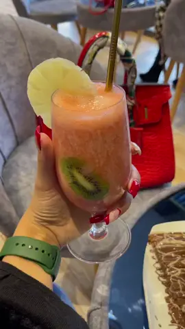 #LIVEIncentiveProgram #SpareMomentsLIVE #PaidPartnership 