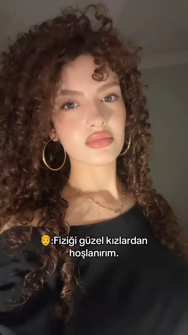 da bende böyle erkeklerden hoşlanıyorum. #curlyhair 