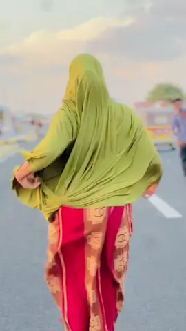 Ninkasta oo gayenked aheen 