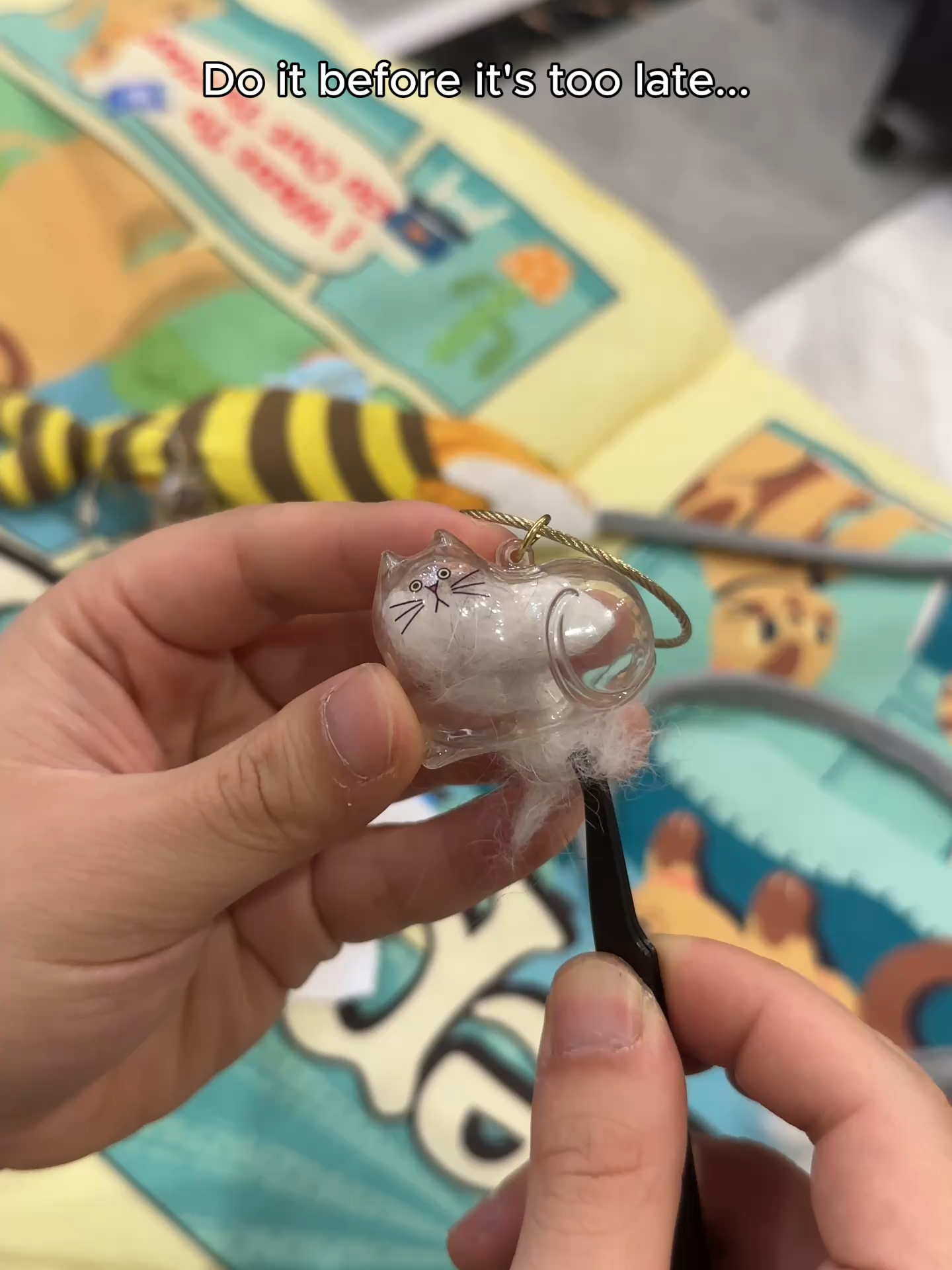 If you have a cat, get this today.#tiktokshopholidayhaul #TikTokShopBlackFriday #catsoftiktok #catmom #catfurkeychain