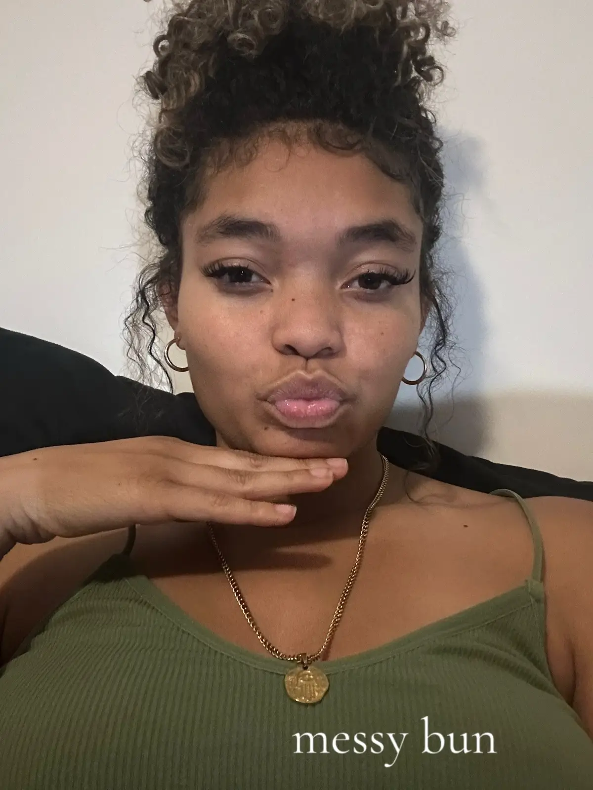 #curlyhair #lightskin #18 