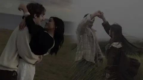 -  ﮼نـا يـا البـعيد  ❤  !  . #تصميم_فيديوهات🎶🎤🎬 #مرسكاوي_الفن_الليبي #مرسكاوي #طبرق #pov 