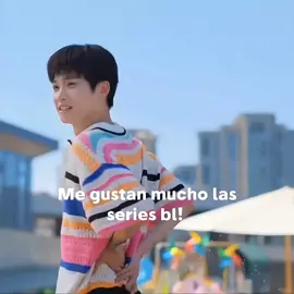 AMO EL BL!! NO ENTIENDO A ESAS PERSONAS Q LO ODIAN :(((((, pero cada quien su opinión, también lo odian porque no es 