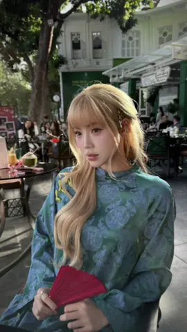 Nôn đến Tết lắm  