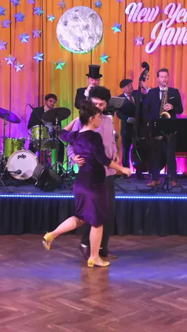 حليم حافظ المايسترو طرب القديم  #كسبلور #حالة_حب #إبداع #ليكي 