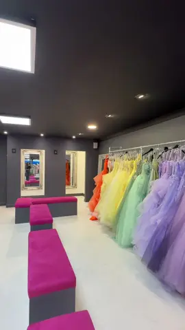 come with me to @The Prom Den to find the perfect dress for @itsyas.xo influencer / 18th party !!#fyp #thepromden #winterwonderland #promdress #dayinmylife 