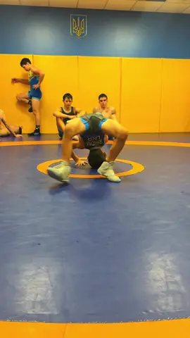 #грекоримскаяборьба🤼‍♂️ #акробатика #sport #ірпінь #Бодя💪🏻🐺🐺