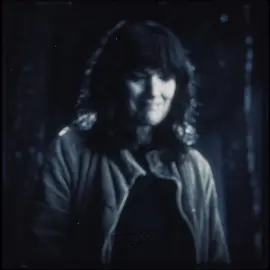 SHES SO ADORABLEEEE and also making this made me realize how she barely smiles this season… | #joycebyers #strangerthings #fyp #viral #edit stranger things season 5 s5 spoiler joyce byers edit jopper winona ryder | scp: @Juan frfr 