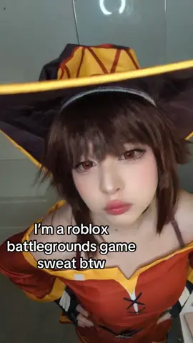 A sweat thay sucks despite the 400+ hours in the game 😭💔 #fyp #roblox #cosplay #megumin #anime