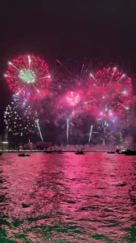 ปีนี้ขึ้นแพ สวยมากๆ ปลื้มมากๆ งานพลุพัทยา 68 #งานพลุนานาชาติพัทยา #หาดพัทยา 