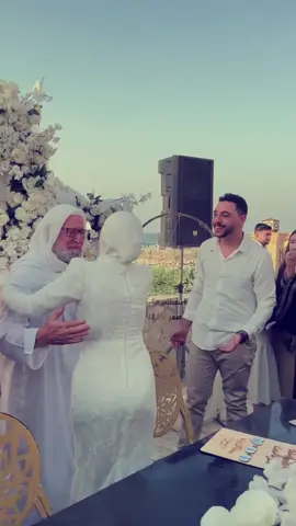 Hugs after nikkah 😭❤️🫂last couples makes me cry 😭#couplemuslim #inshallahviral #hugs #muslimtiktok #muslimfyp 