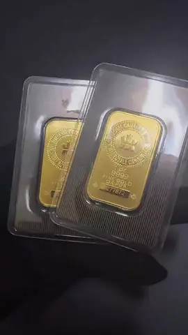 1oz RCM gold just hits different. Solid weight, clean finish, and that classic Canadian design that never misses🇨🇦 It’s one of those bars that feels right the moment you pick it up - simple, strong, timeless🔥 #bethebull #gold #goldstacking #money #invest 