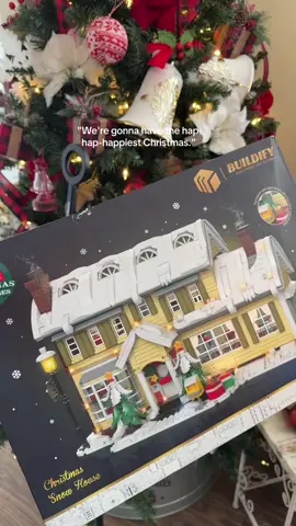 She’s a beaut!  @TENHORSES Official #blocks #christmascraft #christmastoys #christmasfun #buildingblocks 