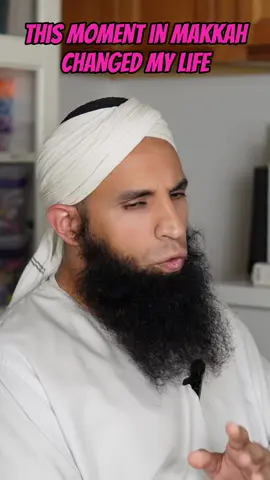 Touching the kabah #muslimreels #musliminsta #muslimtiktok #sheikh #imam 