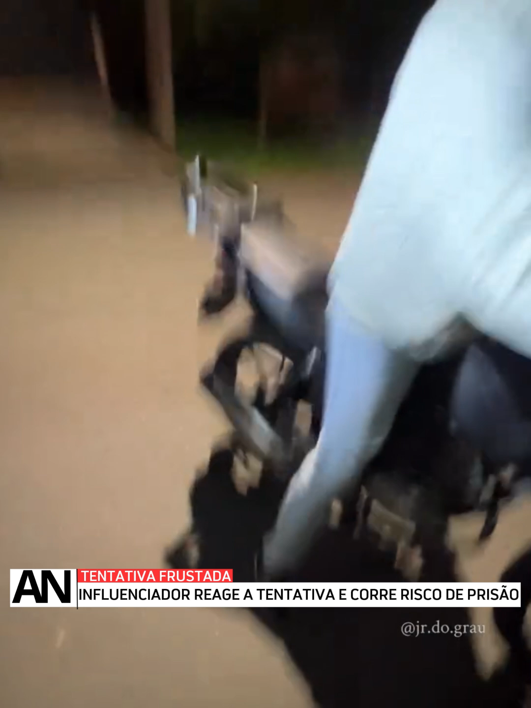 Ladrão se dando Mal #Flagrante #Flagrante #Policia #MomentoInusitado #flagra #noticia #humor