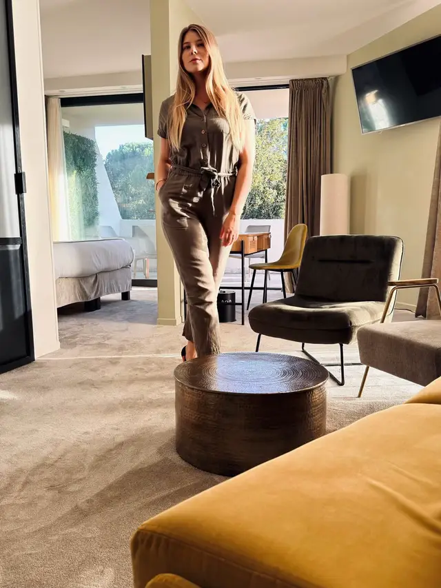 Quelques jours suspendus au @Le Sévan Parc Hôtel 4****, entre calme, lumière dorée et douceur de vivre. Ici, tout invite à ralentir. Un vrai refuge pour recharger les batteries, profiter du soleil du Sud et savourer l’instant présent. * Invitation #sevanparchotel #provence #pertuis #hotel #luxuryhotel 