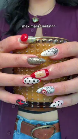 THESE ARE THE CUTEST NAILS EVER IN THE WORLD @Bisou Nail Art Atelier #nailartist #nailinspo #winternails #nailsdesign #kalitaku 