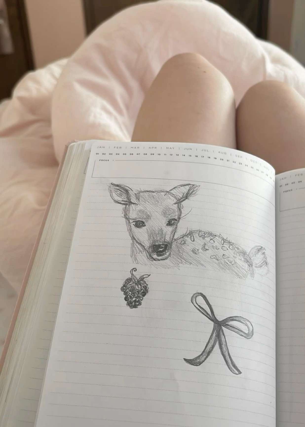 #HAUM - özürdilerim aşırı kötü oldu eskisi kadar konuşamıyoruz ya sen aktif olmuyosun yada ben ikimizde birbirimizi eskisi kadar önemseniyoruz ama biliyorum ki bunlar geçicidir eskisi gibi olabiliriz senin haumun olabilirim ama illa cansu yada zehra olcaksa araya karışmam bana söz verdin daima senin haumun olacagıma ragmen eğer sözünü tutmassan yada cansu yada zehra aramıza girerse gerçektende bu sefer yine hayatten soğurum benim hayatıma renk veren sendin çünkü hayattan sogmama yardim ettin seni seviyorum sadece cansu ve zehra aramıza girmesin yeter kavakdan bıktım senin haumun benim cansu senin lisan zehrayı unuttum onları bilgilendirirsen sevinirim seni seviyorum🐰🤏🏻🫶🏻🩷🍓🙄☺️🖕🏿 #KİİİKİİİ #keşfet #foryoupage #fyppppppppppppppppppppppp @KiiiKiii  ASKM::@࣪ ִֶָ☾.  ve pp bok gibi olmus🙏🏻