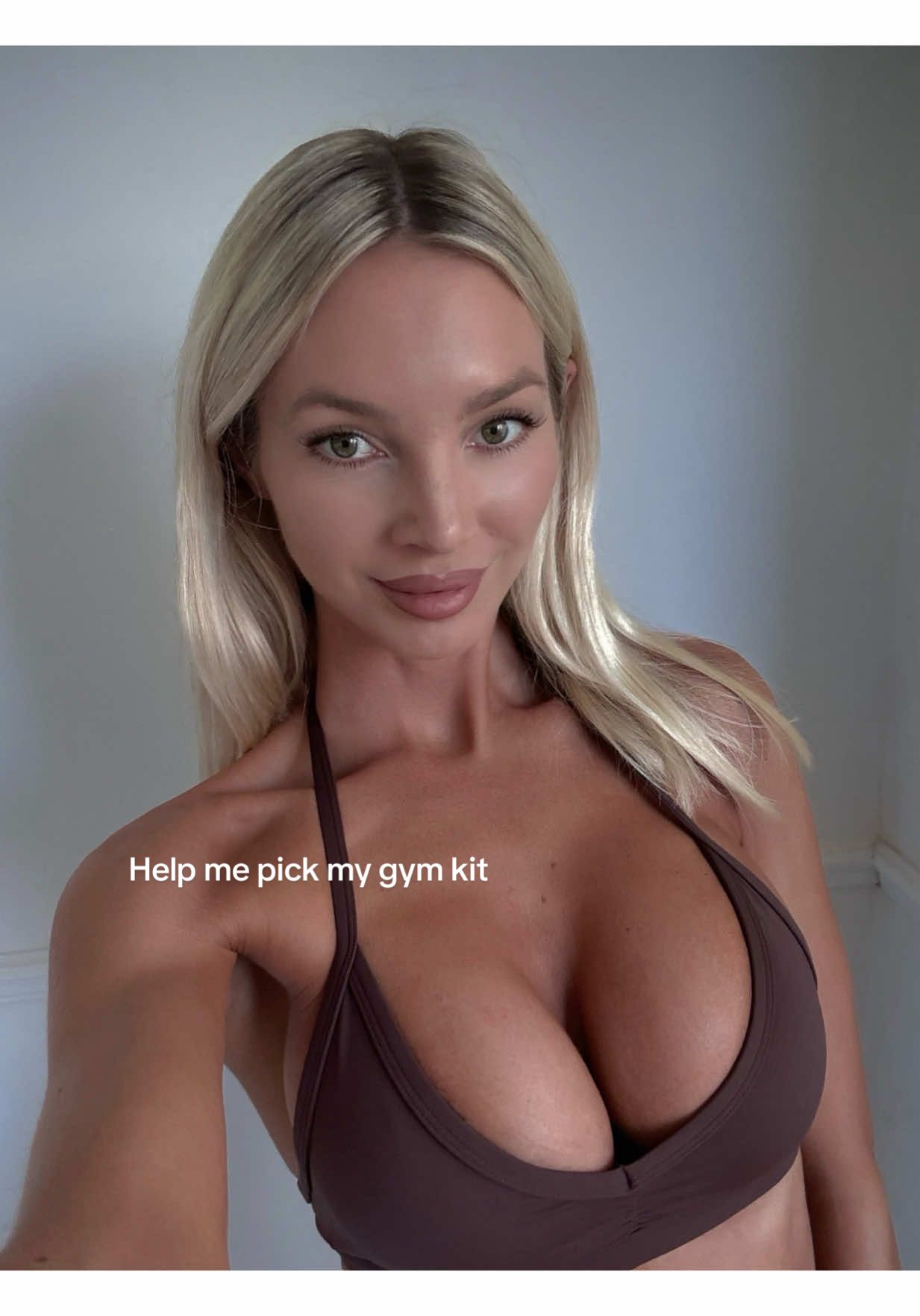 Which gym kit are you picking? @KEEPTHATPUMP  #gym #gymfit #fitnessmodel #grwm #tryonwithme 