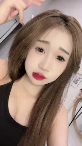 không thể không buồn