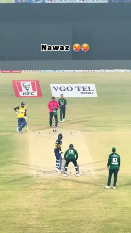 Brilliant bowling by nawza ❤️❤️❤️🥵🥵#like #viral #follow #babarazam #cricketlover 