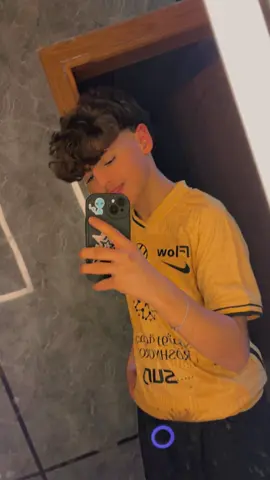 عطيتك قلبي هديه !🫩🚶🏼‍♂️‍➡️#fyp #yyyyyyyyyyyyyyyyyy #لايك #الطايف #xbseries 