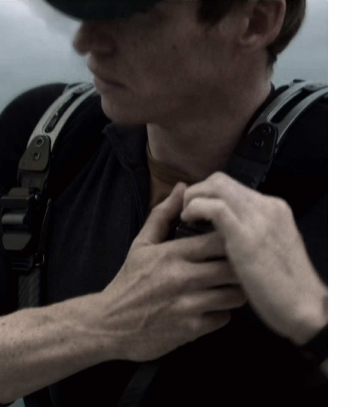 LV SANDALS / DAY OF THE JACKAL EDIT #dayofthejackal #thejackal #eddieredmayne #aesthetic #edit 