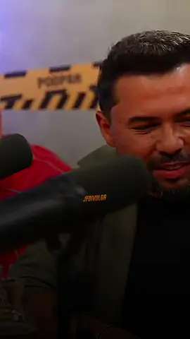 Seu toque carinhoso💞🎶 #tarcisiodoacordeon #manimvaqueiro #vitorfernandes #jfdivulga 