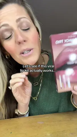 Instant lip volume 👄 with this lip kit 👏🏻🤩 #lipkit #lipplumper #tiktokshopcreatorpicks #tiktokshopblackfriday #tiktokshopcybermonday 