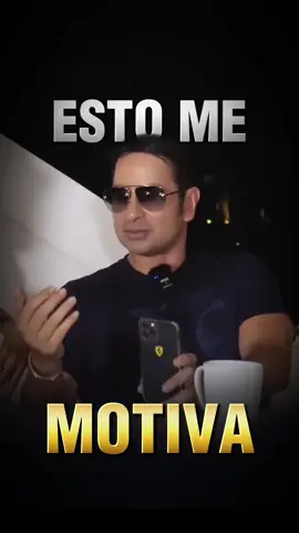 Cuando Dios es tu activo principal… nada te falta 🙏🏼 Si tu historia ya inspira, ¡no pares! Sigue hablando, porque hay miles que necesitan escucharte. 🔥 . . . #negocios #cardona #podcast #reels #fyp #parati #motivacion #superacionpersonal #alejandrocardona #emprendimiento #abundancia