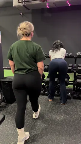 Someone call the HAUS HR, these lower body days are getting out of control🍑🔥