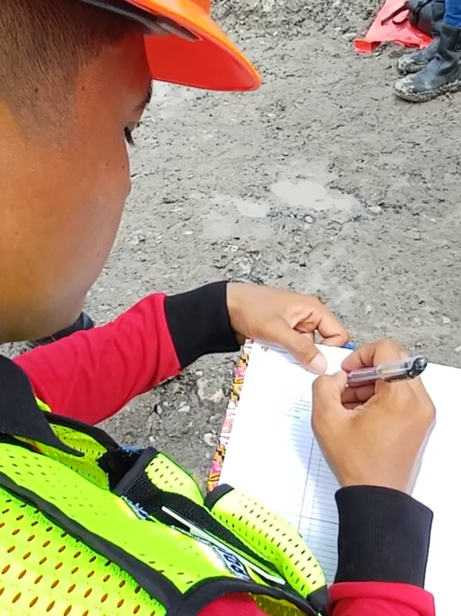 DEMI KEMENANGAN TIM KITA HARUS BERBEDA PENUH INOVASI#operatorteladan #operatorpama #pama #pamapersada #operator 