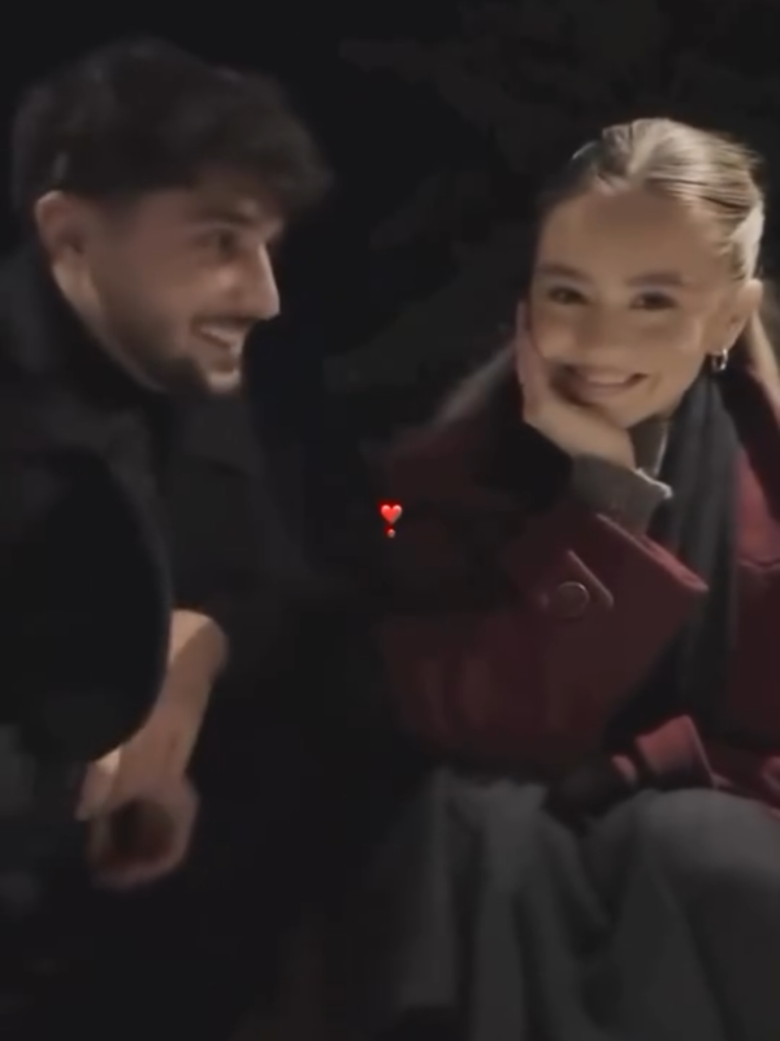 مدي يدك خودي كفي😍❤